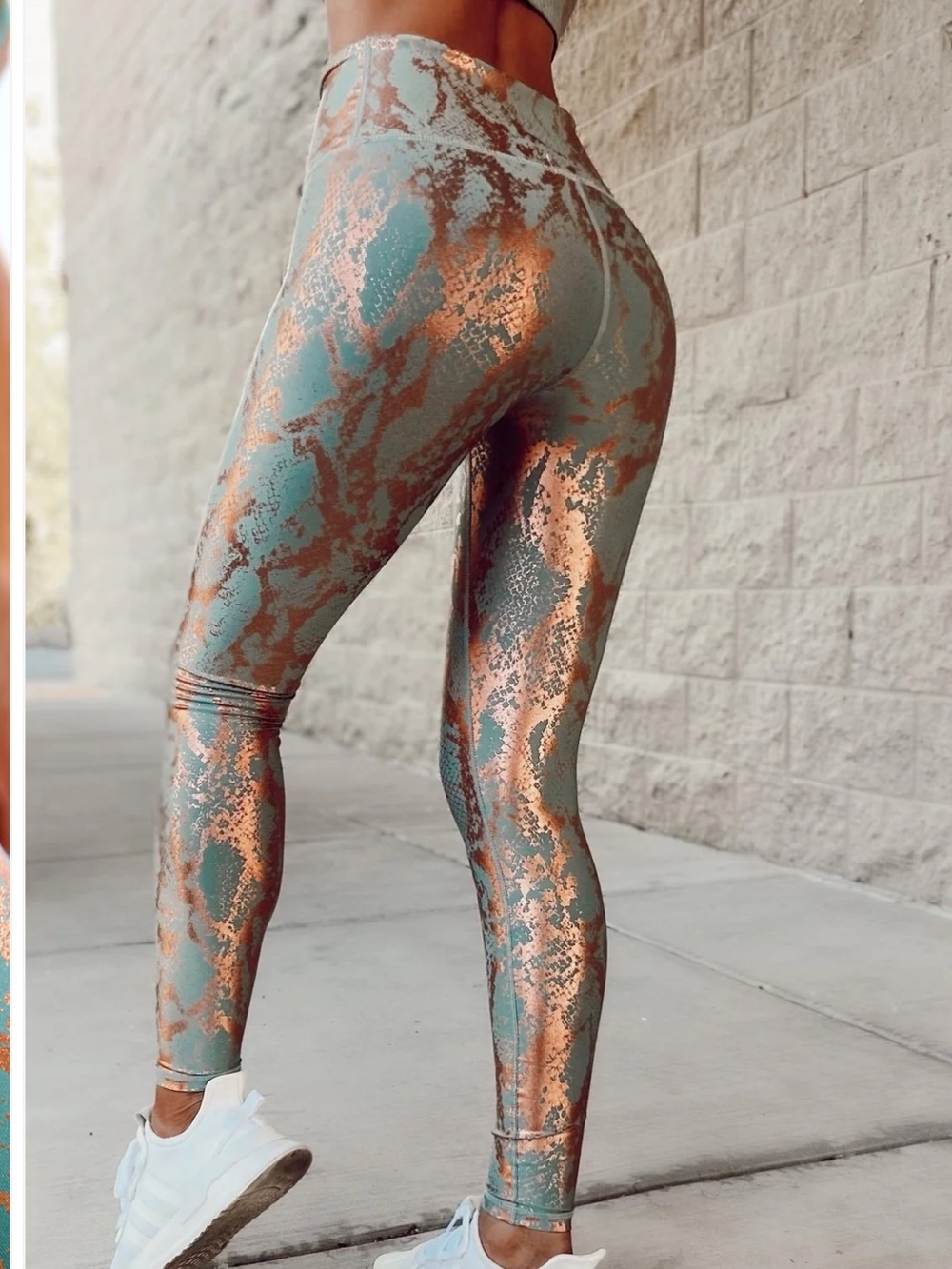 High-Rise Metallic Rose Gold & Teal Leggings - Picture 6 of 13